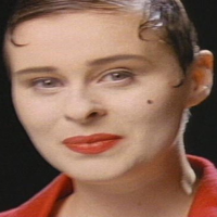 People hold on Coldcut Lisa Stansfield